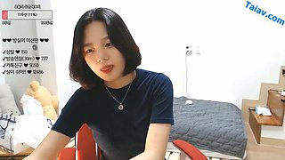 Short hair asian gf teasing on cam