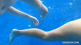 Threesome pool fun