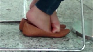 Shoeplay orange flats