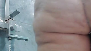Arab mature Arab sex, erased in Hammam