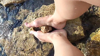Footjob in the Sea