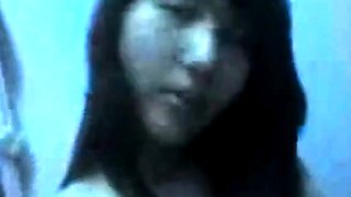 Indonesian Amateur Asian Teen Shows Her Body