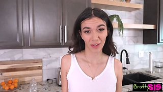Wild stepsis Sawyer Cassidy requests brother spank her hard until she cums - s36:e1