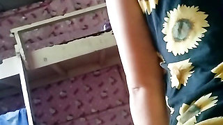 Kapit bahay kong tomboy tumikim ng pototoy
