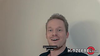 Hot Latina Zara Mendez thirsty for cum cocktail - Hitzefrei