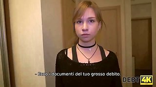 Debt4k. Alice Klay viene scopata da uno sconosciuto perché ha preso un prestito per iphone