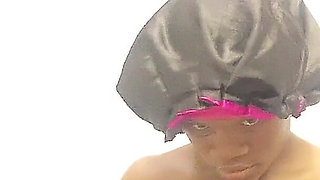 Ebony Slim Teen Wash Her Working Pussy in the Bathroom for Another Sweet Fuck