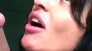 Cougar Big Tit MILF Pornstar Jade Steel Gives Us a Show