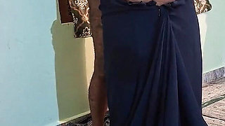 Wife in Saree Sex with Neighbour