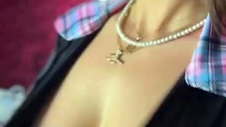 British Babe Bella Mia Goes Los Angeles For Out Hookup