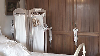 I like to tease by undressing - DOLLSCULT