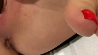 Lena Cox - Wet Pussy Squirting Masturbation