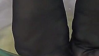 Big Tit Mature Pissing on Nylon Feet