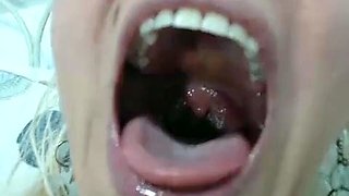 Pulled amateurs close up car sex