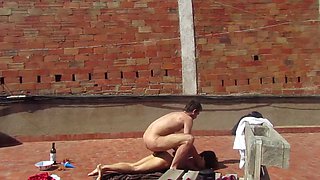 Amateur couple fucking on the terrace, outdoor sex