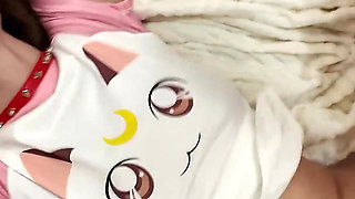 Teen Squeezes Massive Cum Out of Her Holes