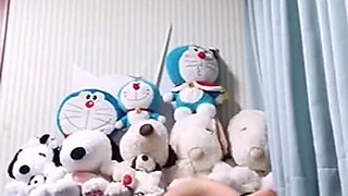 Feeling Sensitive Alone at Home Can't Stop