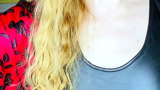 Cute amateur brunette naughty in solo jerking show on camera