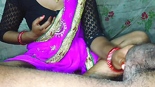 Desi pregnant Renu bhabhi ki devar ne jam kar chudai.indian aunty ko stepuncle ne raat me jam kar chudai kiya.hindi sex video