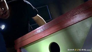 Jillin' In The Box With Jessy Jones, Piper Perri - Brazzers