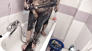 Amateur Couple Takes a Bath, Wife with Hairy Pussy, Big Ass, Big Tits.