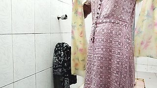 Toilet Sex Video with Girlfriend