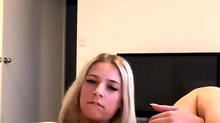 Sexy hottie Anetta Keys enjoys a solo toy masturbation