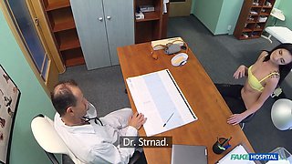 Fake hosptial physician bangs patient in hot office porno session