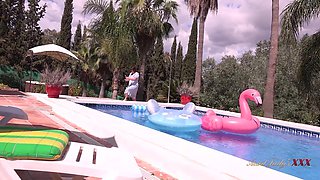 AuntJudysXXX - Lost Tourist MILF Jojo Robinson Needs Your Help POV