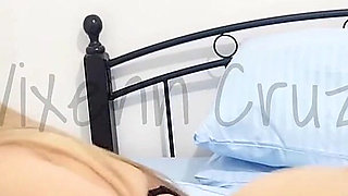 I Love Humping and Rubbing My Pussy on Pillow Till Orgasm
