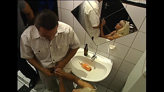 Hot Babes Share Giant Cocks on Threesome Fuck Compilation