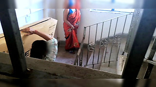 Desi Indian Housewife Fucks TV Delivery Boy For Free Charges - Hot Amateur Sex
