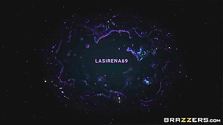 Squirting Out The Truth With Molly Stewart, Lasirena69 - Brazzers