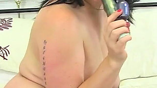 Busty British Mom Bella Deluxe Loves Fingering Her Pink Pussy
