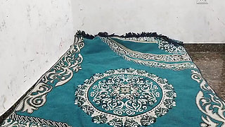 Muslim girl ko paise dekar jabar dasti pela