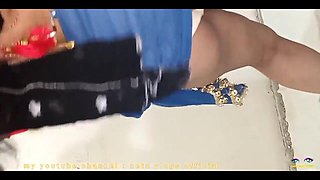 Beautiful Erotic Dance in Hijab of an Indian MILF