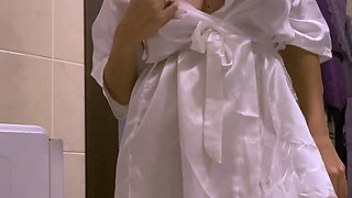 Solo Amateur Latina Teen With Big Boobs