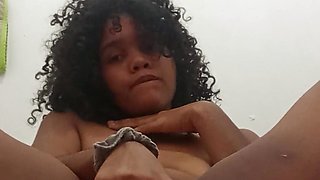 Indian Aunt gets playful with her dildo until she squirts