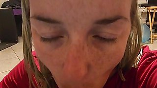 Livingroom Blowjob