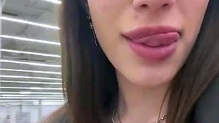 Shy_priincess masturbates in public toilet