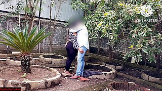 garden Girlfriend with boyfriend blowjob and fucking without condom.