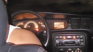 The first date with this married woman ended with a blowjob in the Uber, she didn't even wait to get to the motel