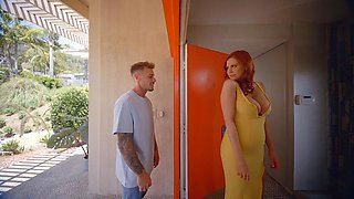 MILFY Gym Babe MILF Jennifer White Gets DPed By Two Massive BBCs