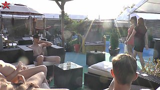 Spontaneous Bukkake. the One Sucks Cocks