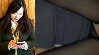 Yi Yuna Pantyhose Enjoys a Fuck Hard