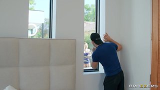 Bouncy Jog And Snog With Zac Wild, Chantal Danielle - Brazzers