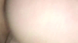Culona Blanca Hijastra Dejandose Follar En Posicion Estilo Perrito. Padrastro Acabando Todo Su Semen Y Termina Embarazada