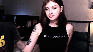 Cute amateur webcam teen girl toying pussy on webcam