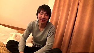 Hot Jock Enjoys Jacking His Cock On Cam