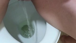 Dessperate Pissing